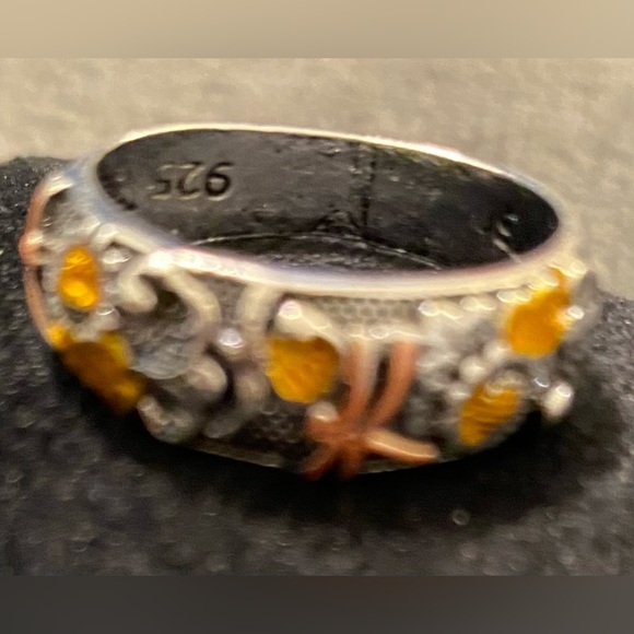 Vintage Retro Carved Colorful Ring-Size 7 - Picture 6 of 8